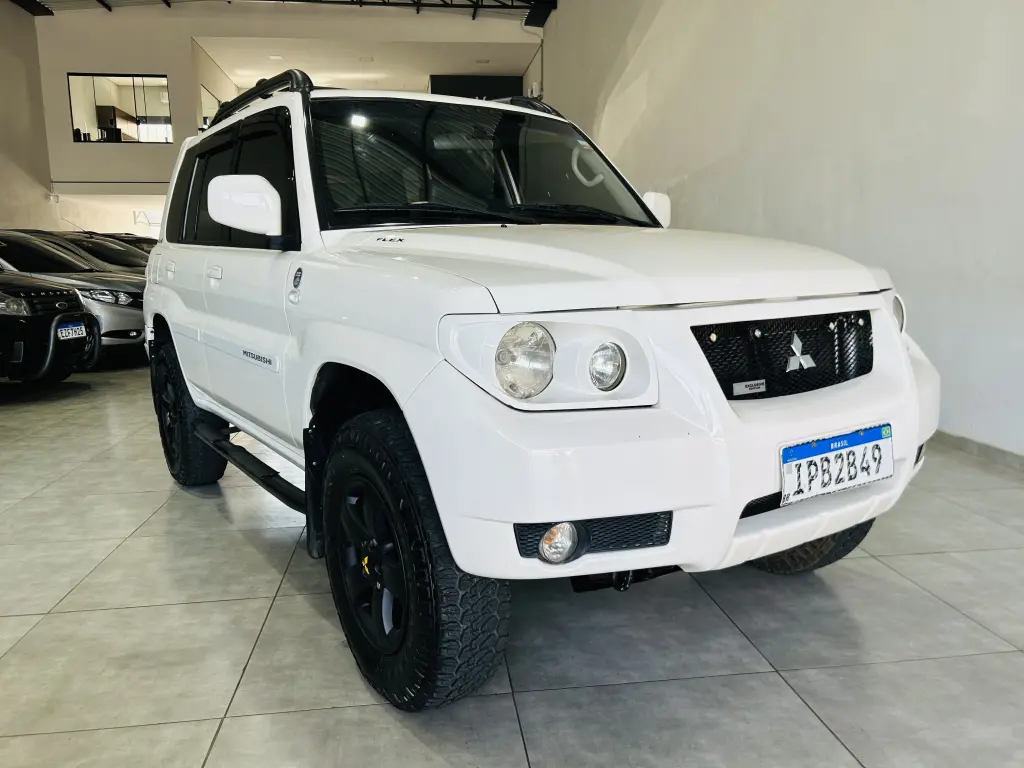 MITSUBISHI Pajero TR4 - Foto