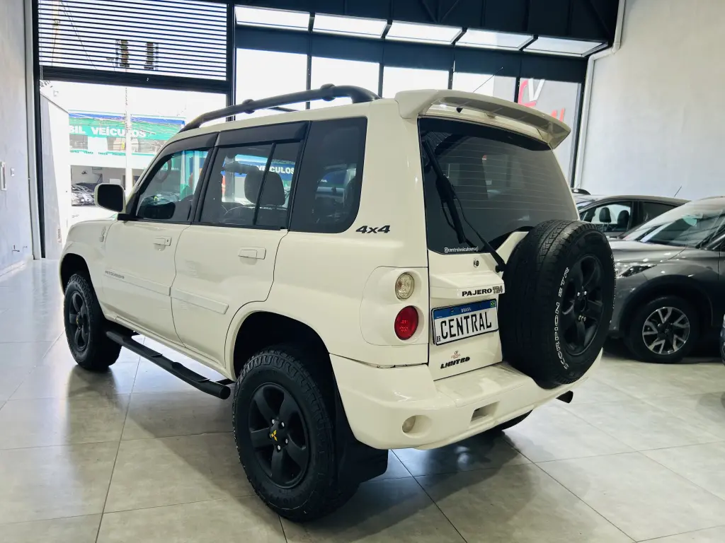 MITSUBISHI Pajero TR4 - Foto