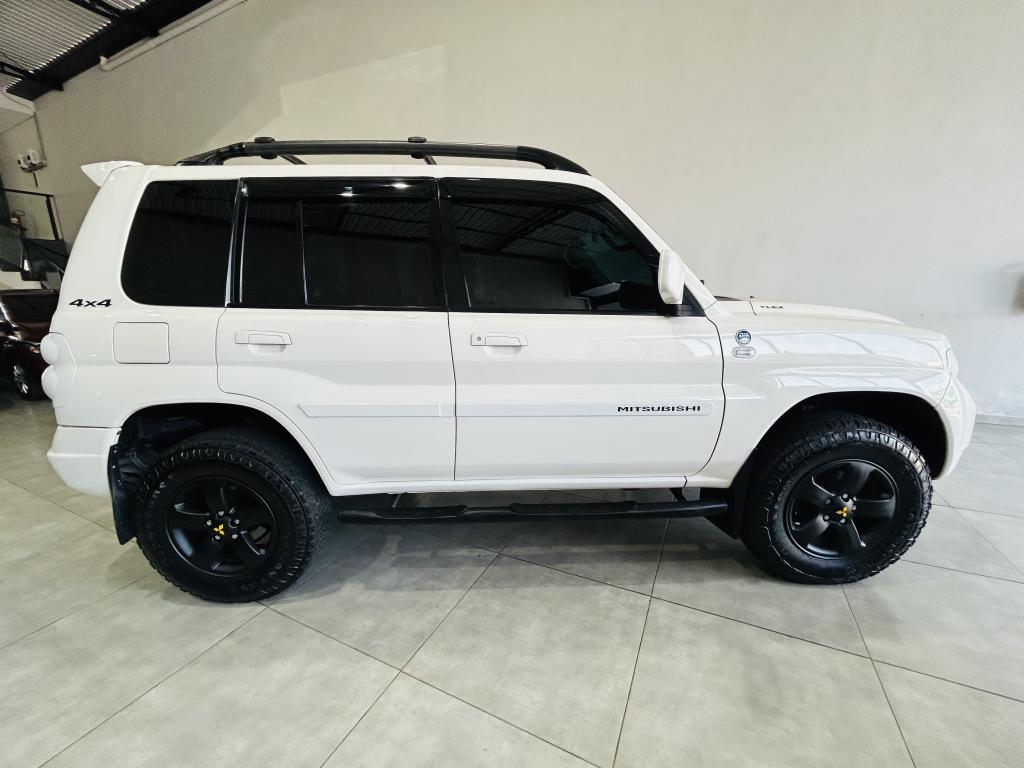 MITSUBISHI Pajero TR4 - Foto