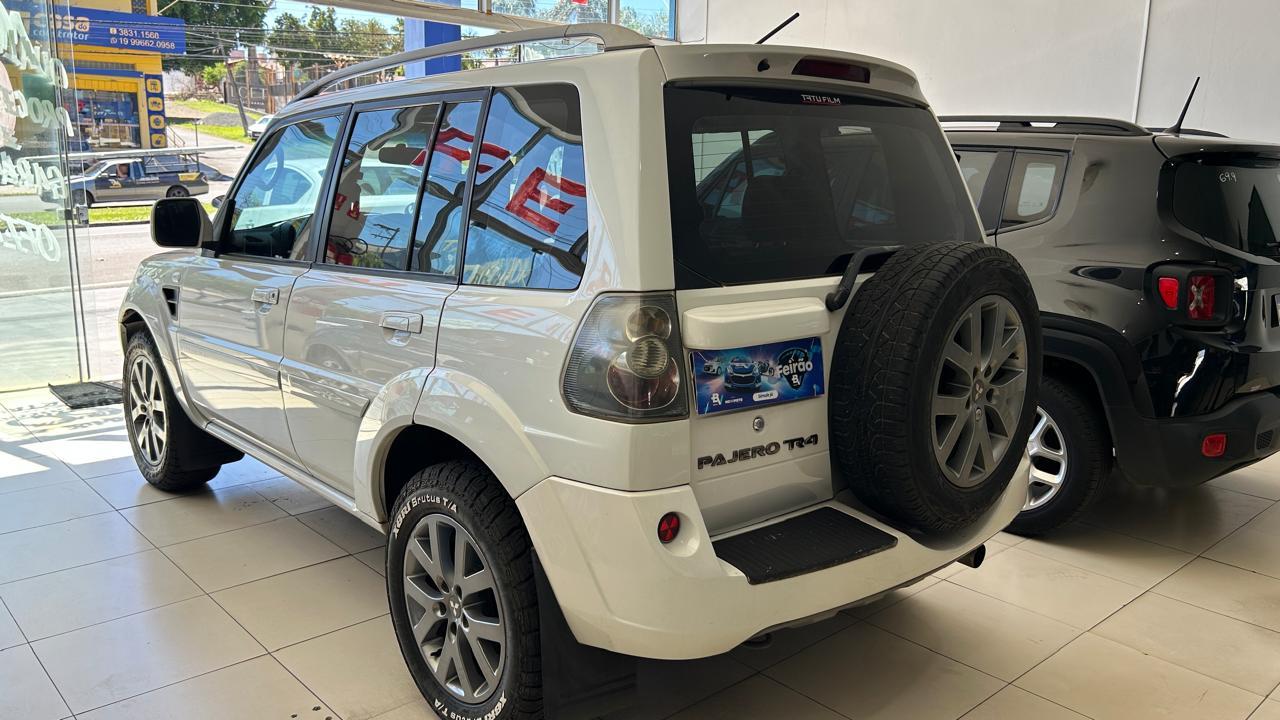 MITSUBISHI Pajero TR4 - Foto