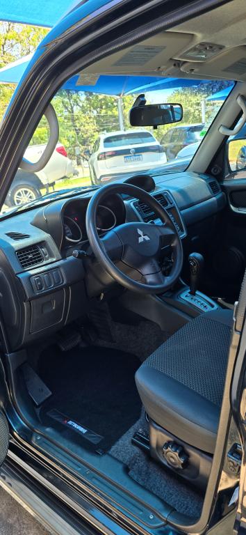 MITSUBISHI Pajero TR4 - Foto