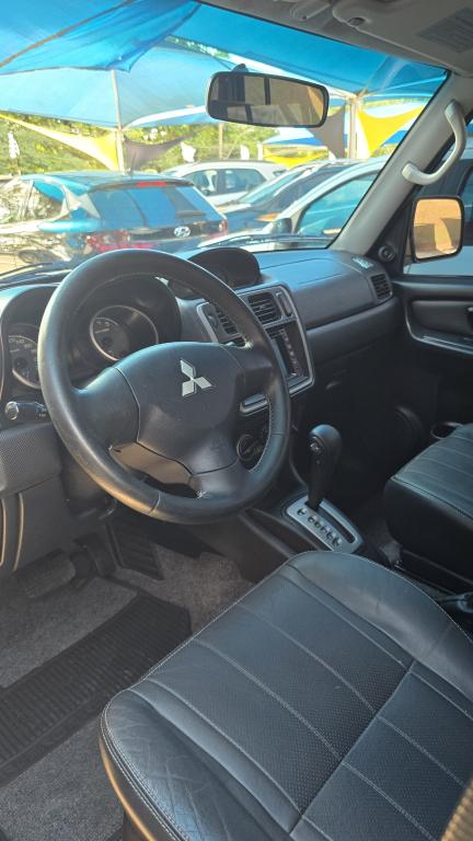 MITSUBISHI Pajero TR4 - Foto