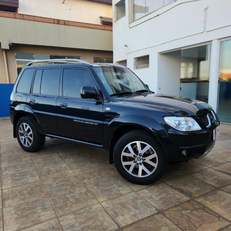 MITSUBISHI Pajero TR4