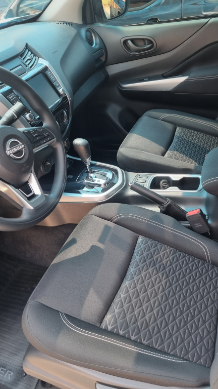 NISSAN Frontier - Foto