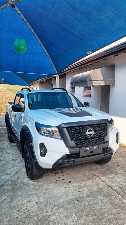 NISSAN Frontier - Foto