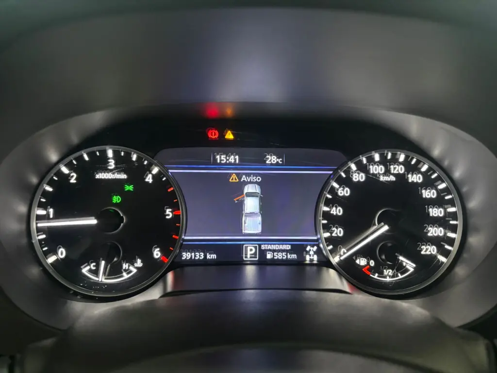 NISSAN Frontier - Foto