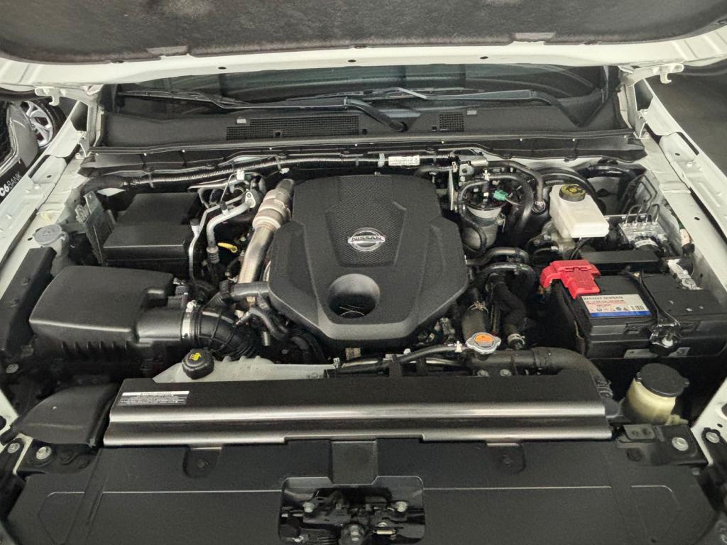 NISSAN Frontier - Foto