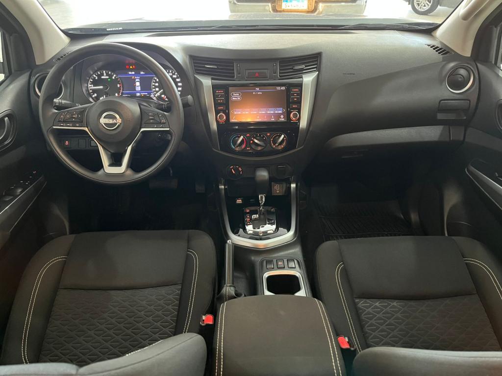 NISSAN Frontier - Foto