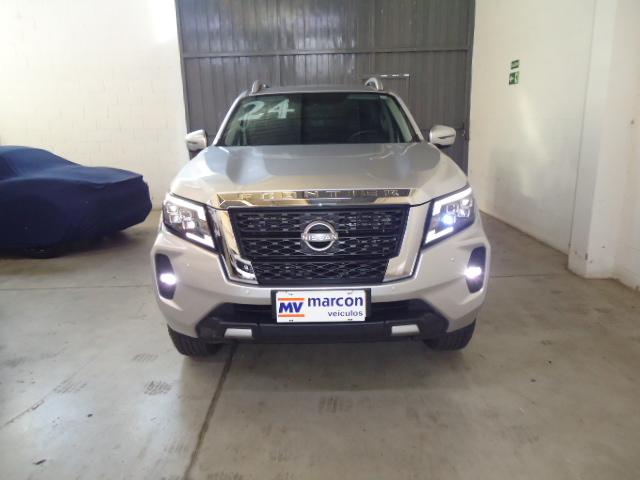 NISSAN Frontier - Foto