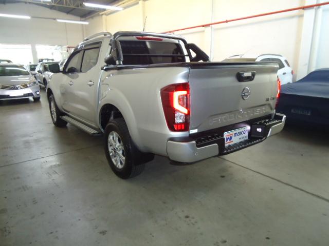 NISSAN Frontier - Foto