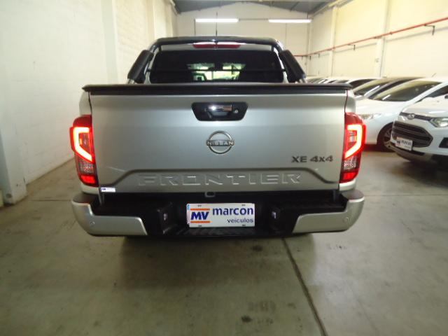 NISSAN Frontier - Foto