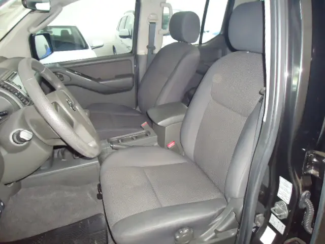 NISSAN Frontier - Foto