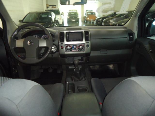 NISSAN Frontier - Foto
