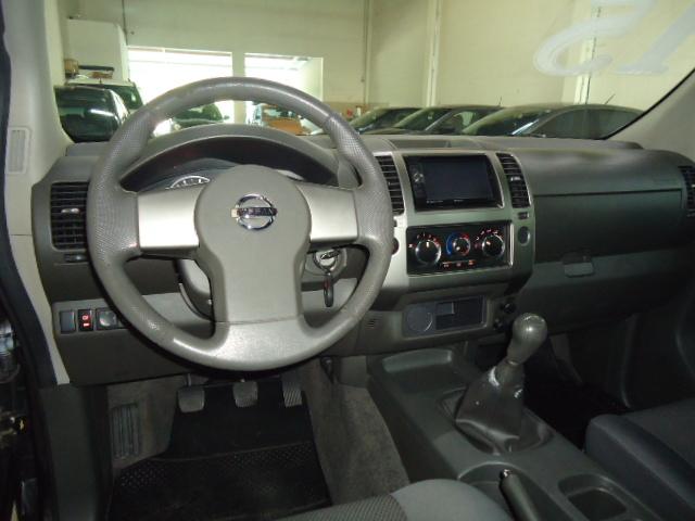 NISSAN Frontier - Foto