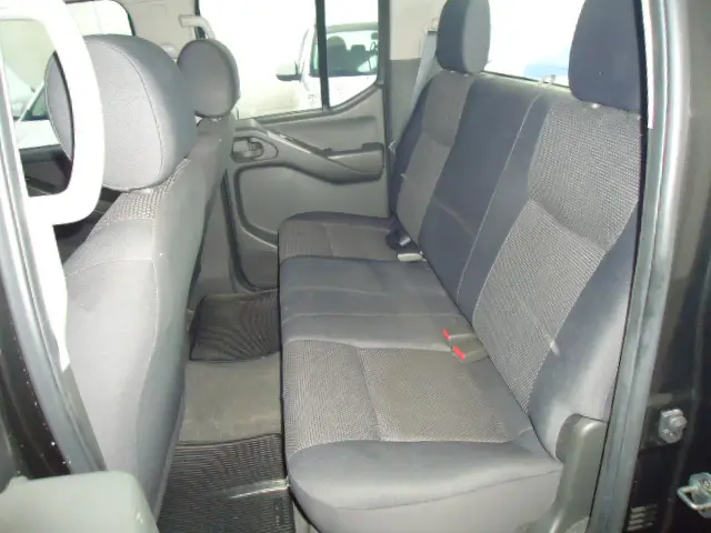 NISSAN Frontier - Foto