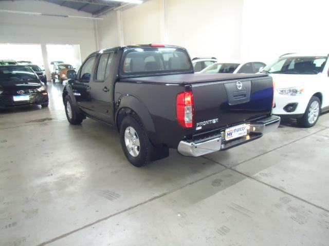 NISSAN Frontier - Foto
