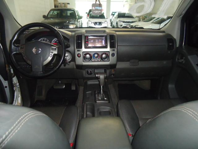 NISSAN Frontier - Foto