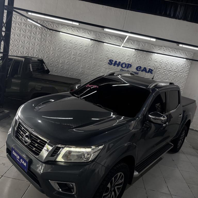 NISSAN Frontier - Foto
