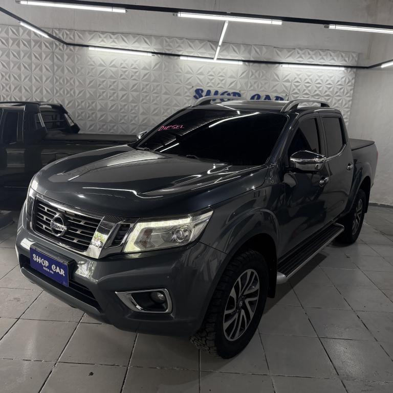 NISSAN Frontier - Foto