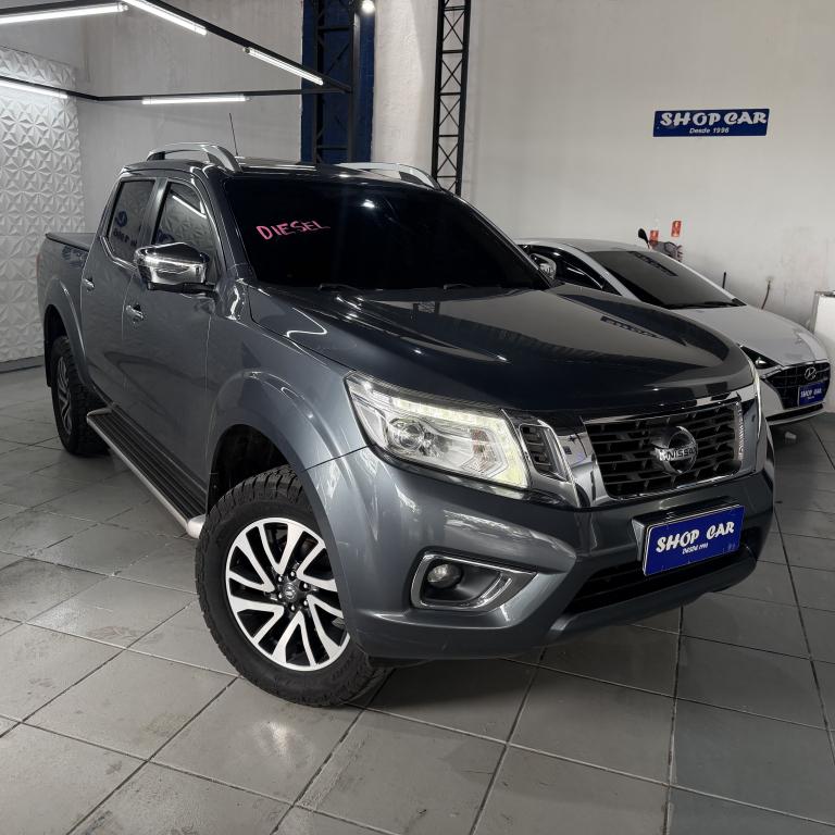 NISSAN Frontier - Foto