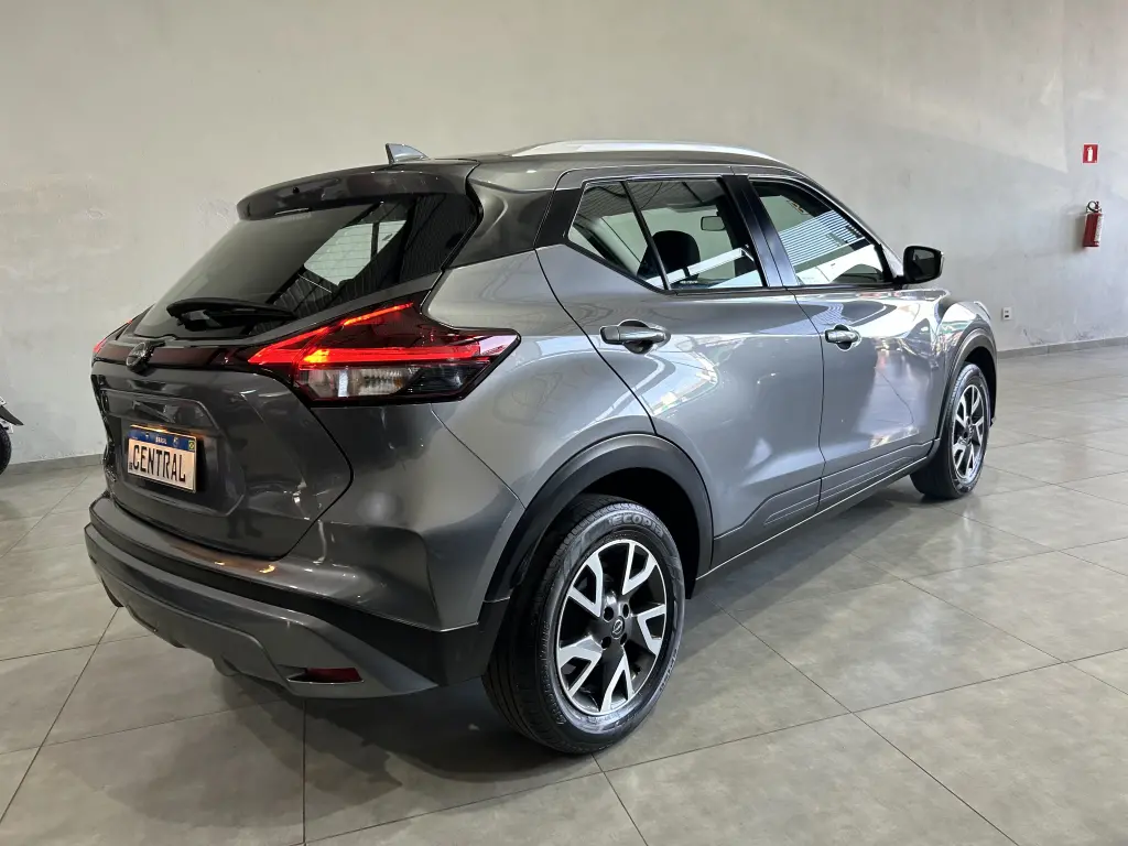 NISSAN Kicks - Foto