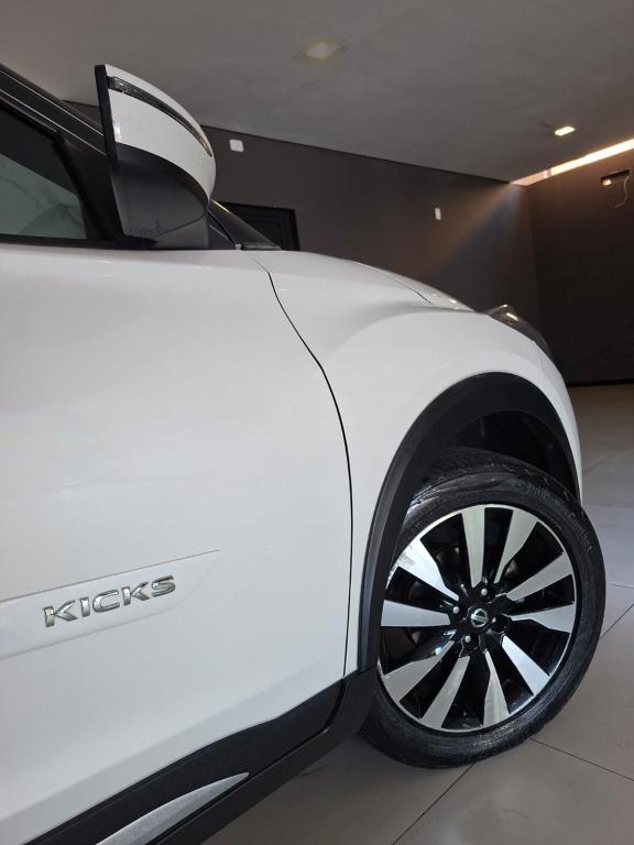 NISSAN Kicks - Foto