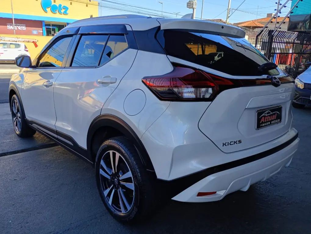 NISSAN Kicks - Foto