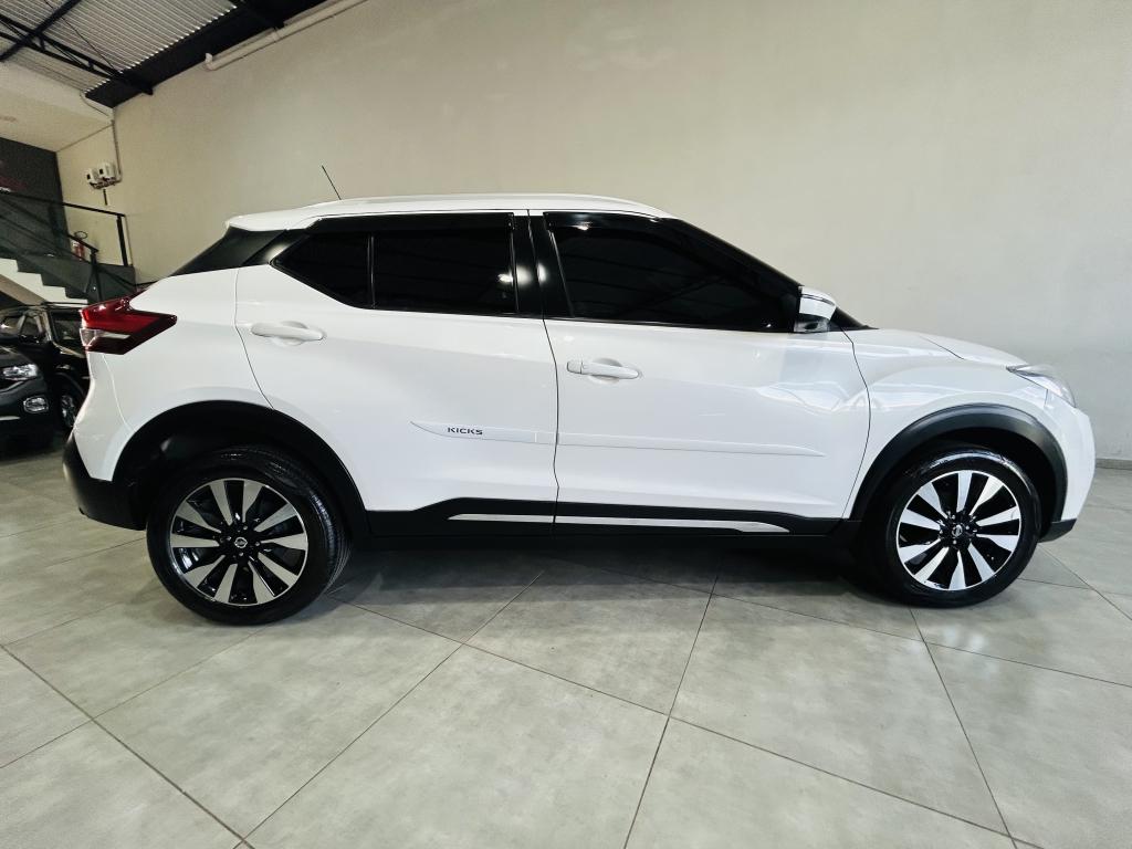 NISSAN Kicks - Foto