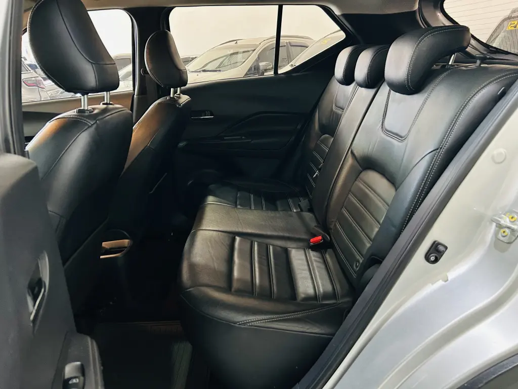 NISSAN Kicks - Foto