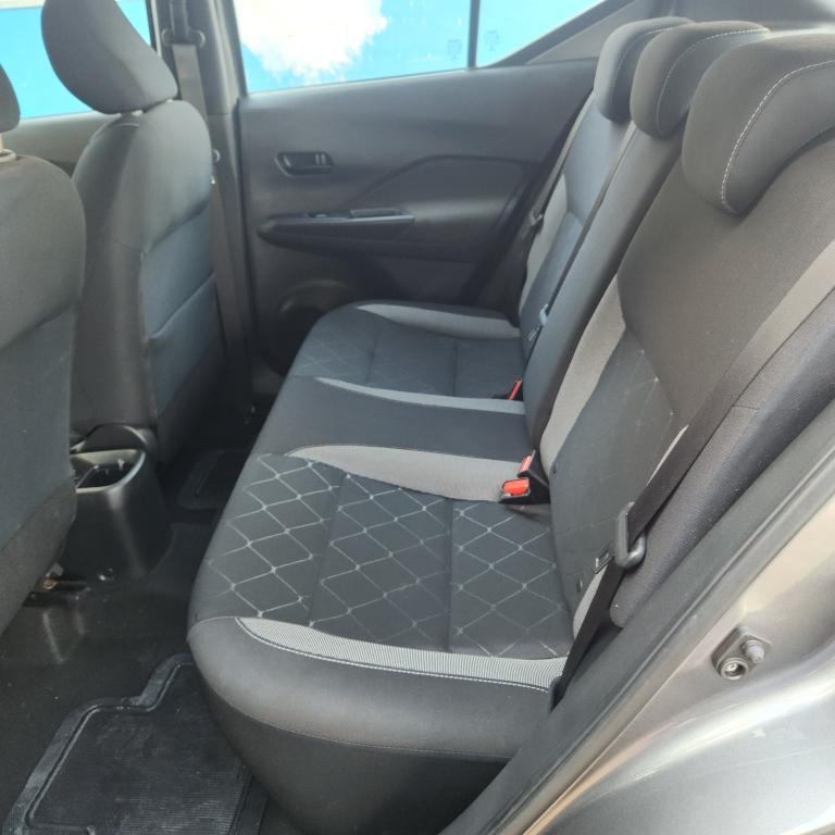 NISSAN Kicks - Foto
