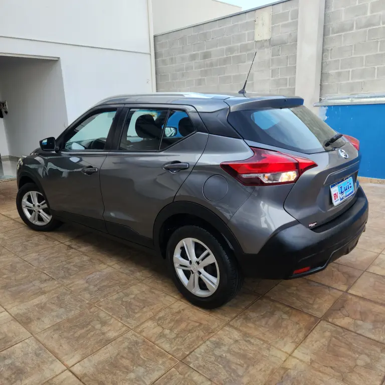 NISSAN Kicks - Foto