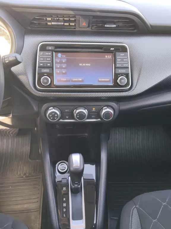 NISSAN Kicks - Foto