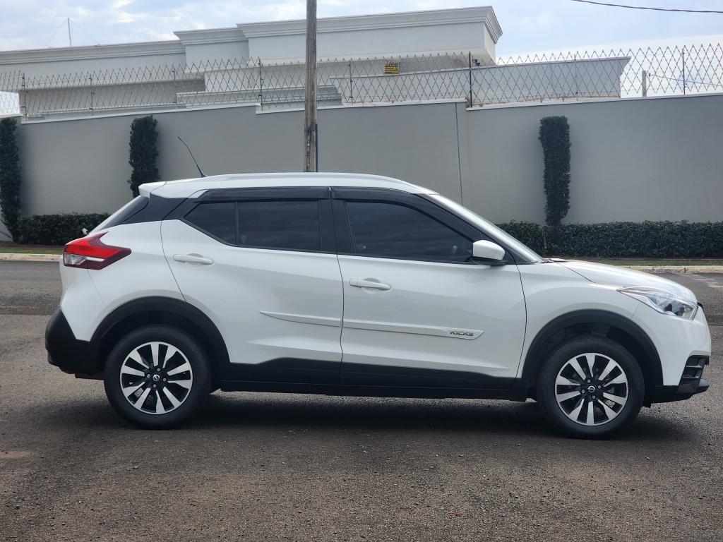 NISSAN Kicks - Foto