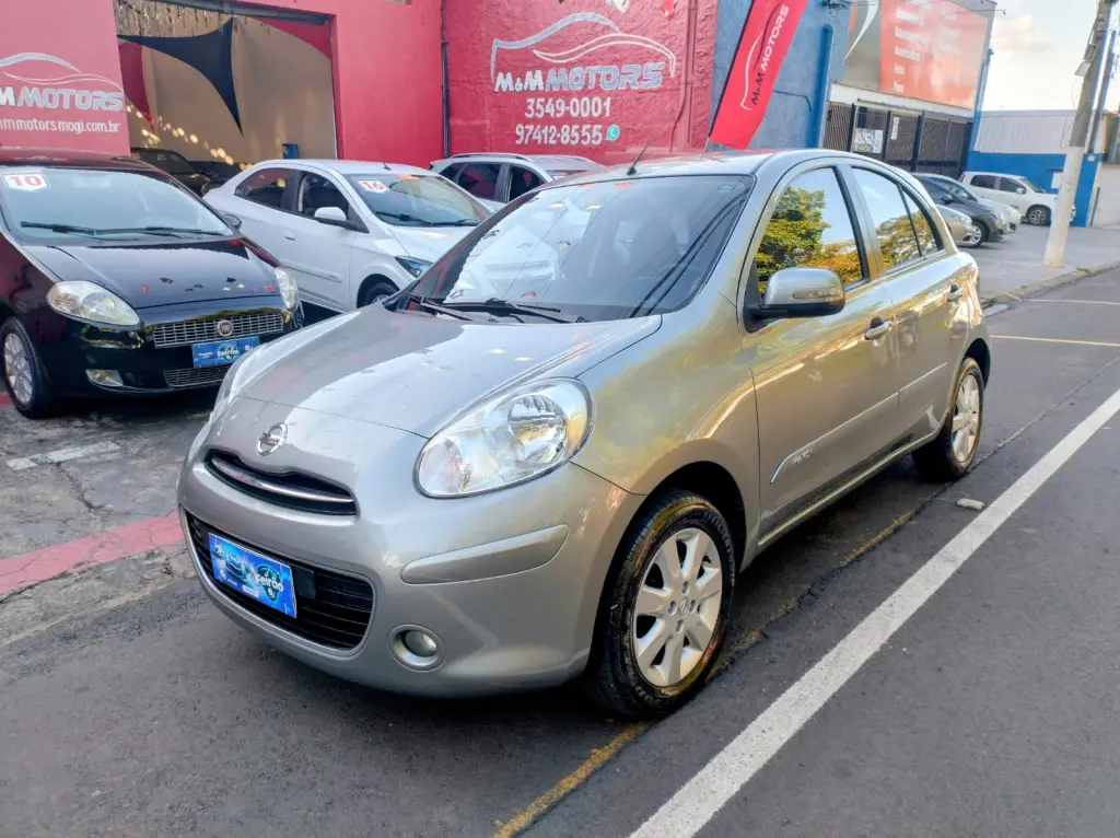 NISSAN March