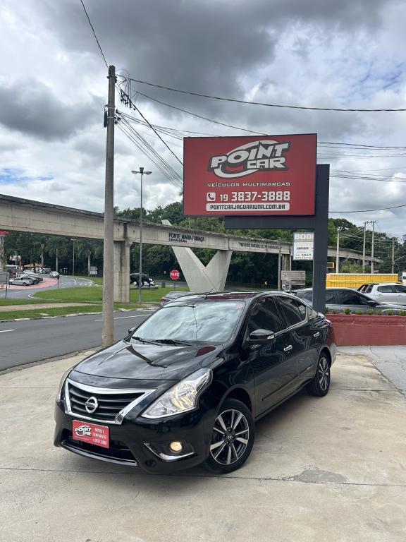 NISSAN Versa Sedan