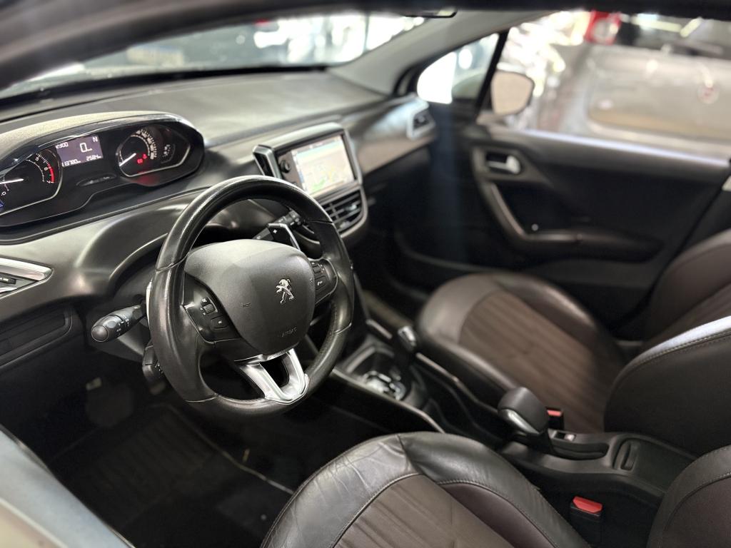 PEUGEOT 2008 - Foto