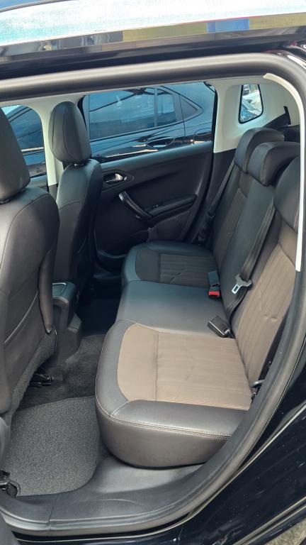 PEUGEOT 2008 - Foto