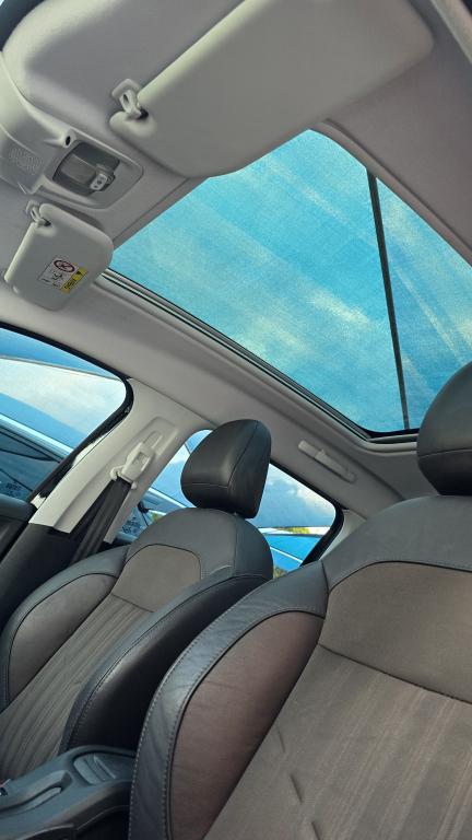 PEUGEOT 2008 - Foto