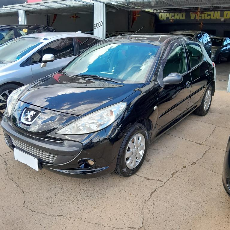 PEUGEOT 207 Hatch - Foto