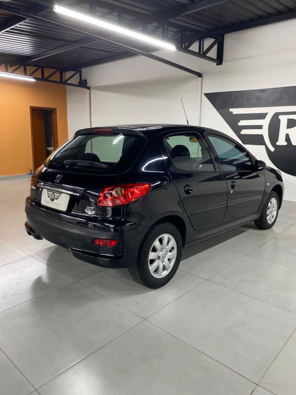 PEUGEOT 207 Hatch - Foto