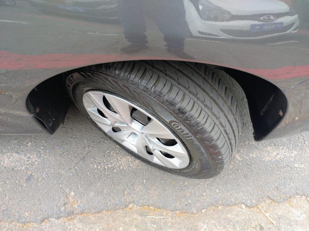 PEUGEOT 207 Hatch - Foto