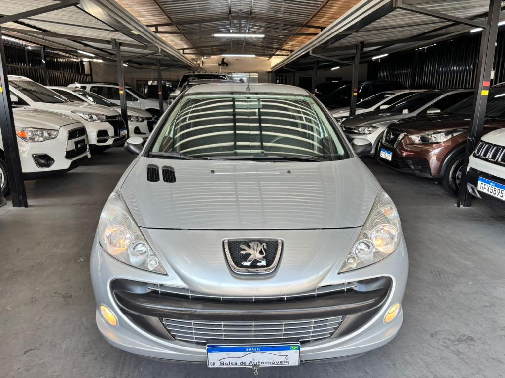 PEUGEOT 207 Hatch - Foto