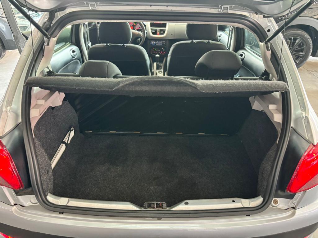 PEUGEOT 207 Hatch - Foto
