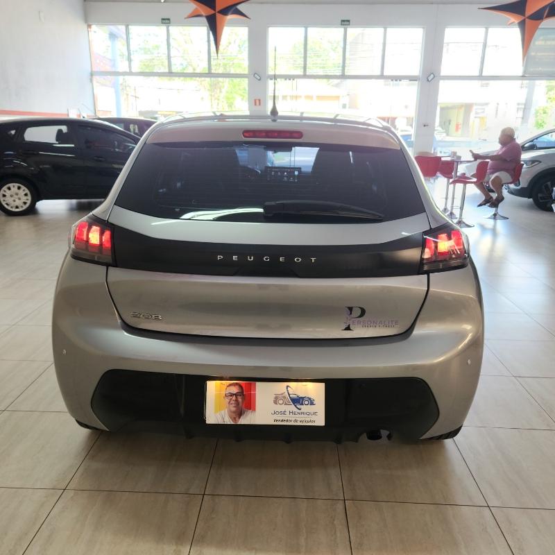 PEUGEOT 208 - Foto