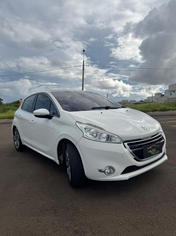 PEUGEOT 208 - Foto