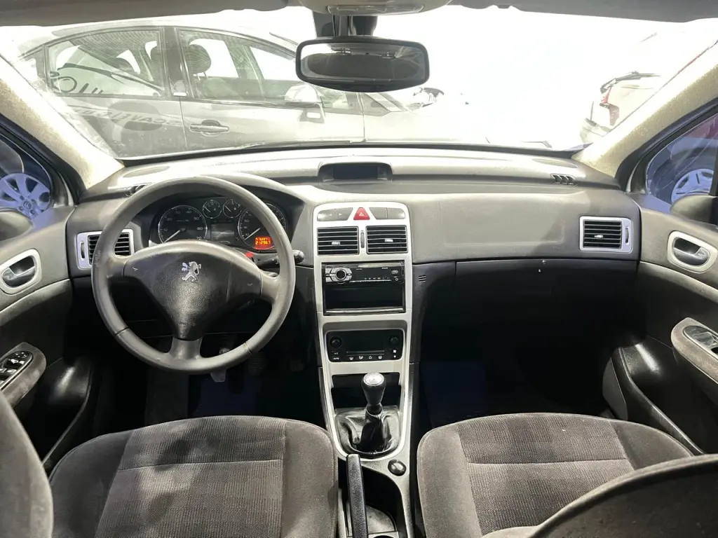 PEUGEOT 307 Hatch - Foto