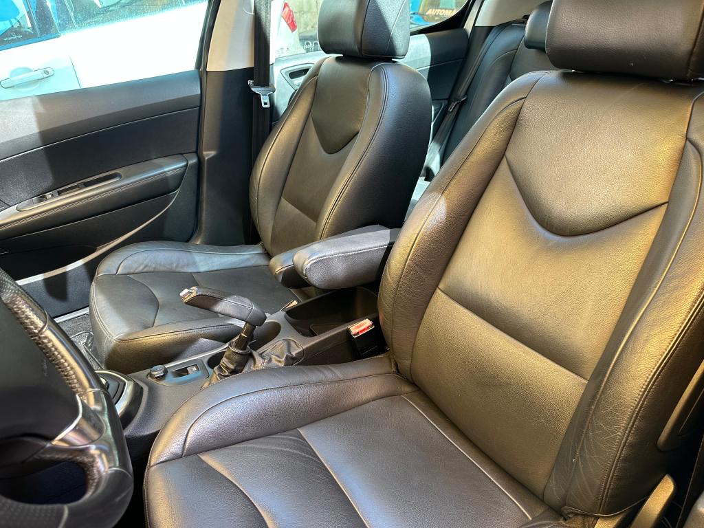 PEUGEOT 308 - Foto