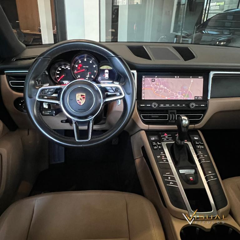 PORSCHE Macan - Foto
