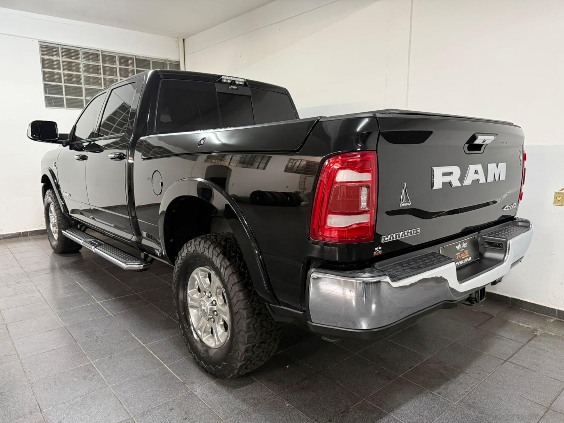 RAM 2500 - Foto