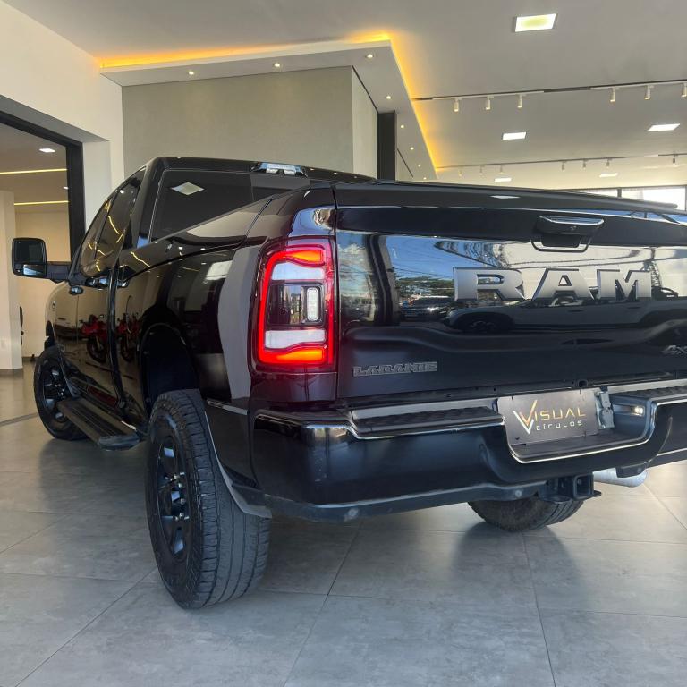 RAM 2500 - Foto